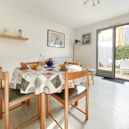 Apartment Agreable Proche De Port Olonna - 4 Pers *